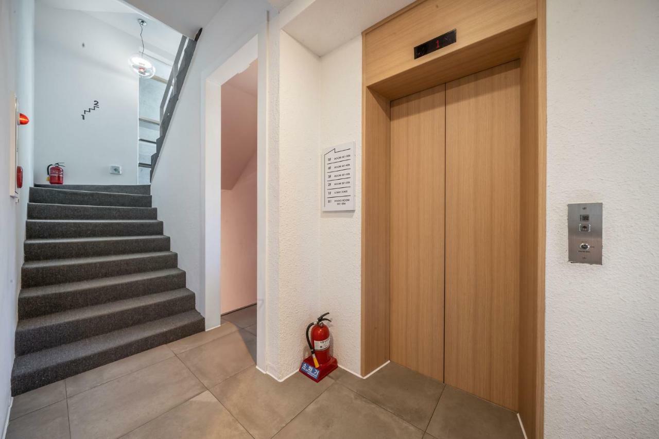 Chuncheon Bom Stay Exterior foto
