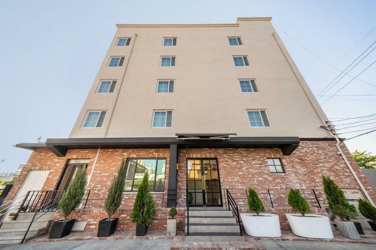 Chuncheon Bom Stay Exterior foto