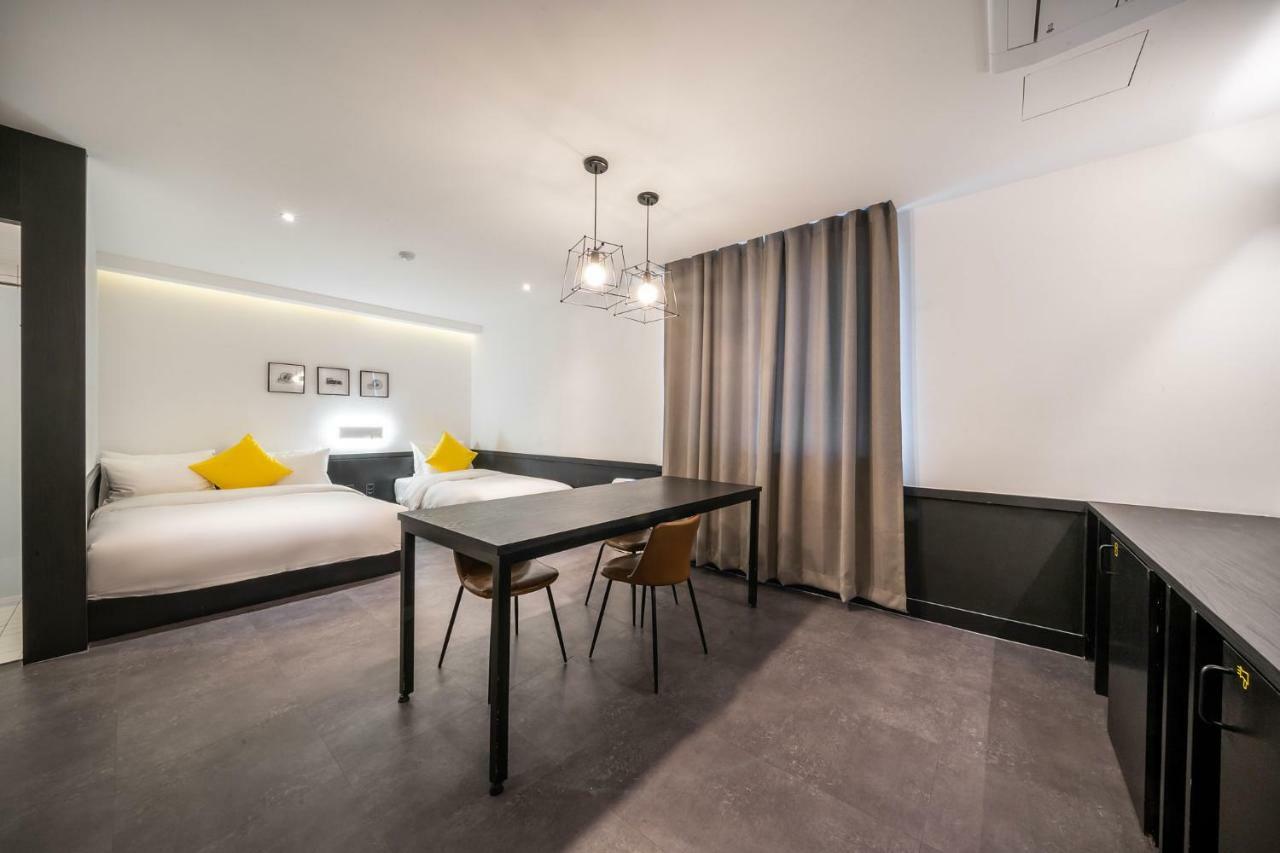 Chuncheon Bom Stay Exterior foto