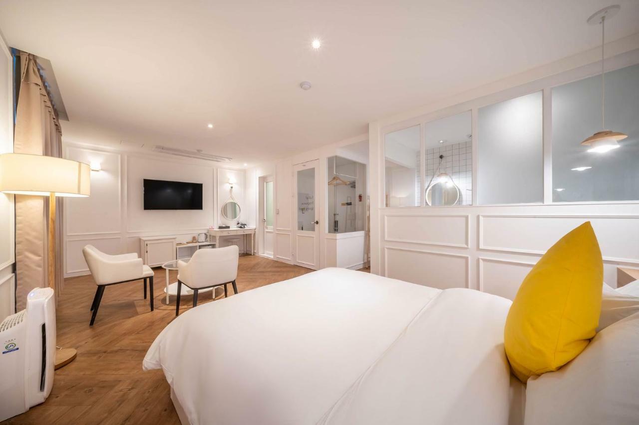 Chuncheon Bom Stay Exterior foto